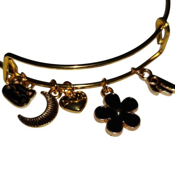 Black and Gold Cat Charm Adjustable Bangle Bracelet - Picture 3 of 4